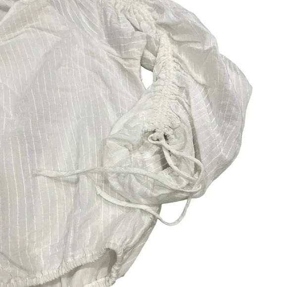 ASTR the Label White Ruched Sleeve Blouse S - Picture 3 of 5